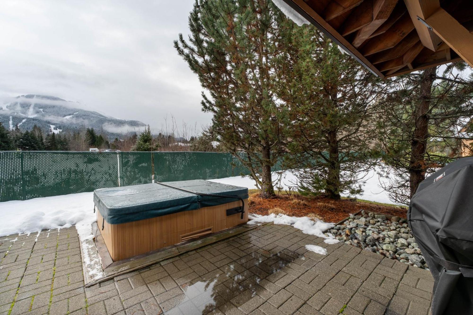 Montebello By Whistler Premier Exterior foto